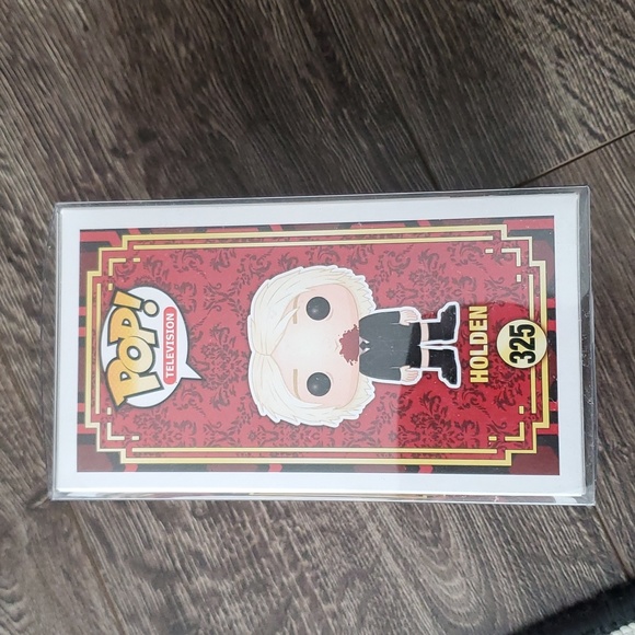 AHS  HOTEL🩸 Holden Funko POP #325 - American Horror Story - Picture 3 of 5